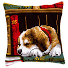 Borduurpakket voorbedrukt kruissteek kussen  slapende hond in boekenrek van vervaco