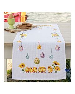 Borduurpakket  aida loper paaskuikens  met telpatroon van vervaco pn-0156320