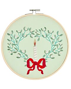 Rico Design borduurpakket kerstkrans met kaars 100548 voorbedrukt incl. borduurring