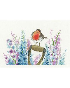 Heritage Crafts borduurpakket roodborstje tussen de bloemen 1926A telpatroon