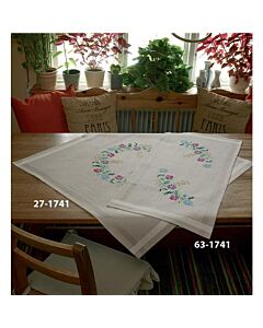 Voorbedrukte loper bloemen 40x80cm van Permin  63-1741 om te borduren