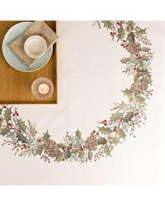 Voorbedrukt tafelkleed kerst hulstkrans om te borduren 90x90cm Rico design 31210.52.21