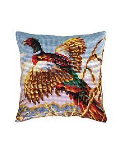 Borduurpakket kruissteekkussen vliegende fazant van CDA 5443 om borduren