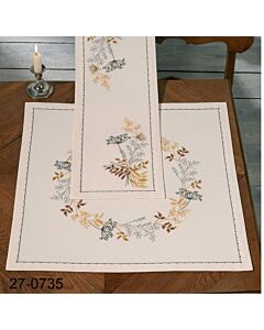 Borduurpakket tafelkleed herfstbloemen 55x55 cm met telpatroon van Permin 