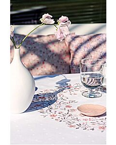 Borduurpakket tafelkleed met telpatroon  bloesem Rico design  80136.52.21