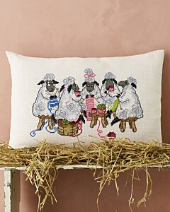 Permin borduurkussenpakket 'breiende schapen' 83-5118 telpatroon