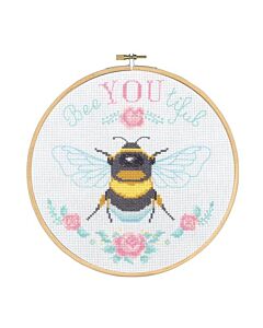 Borduurpakket incl borduurring Bee you tiful Bij van Permin 92-2801