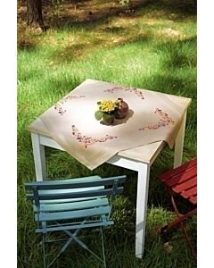 Borduurpakket voorbedrukt tafelkleed  Speelse bloemen om te borduren van Vervaco PN-0156524