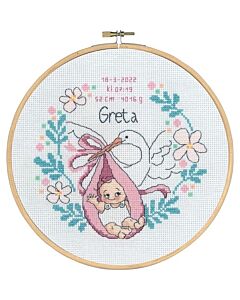 Borduurpakket Geboortetegel ooievaar  meisje Greta  om te borduren Permin 92.9860