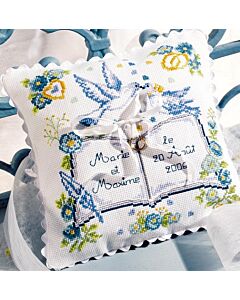Borduurpakket ringenkussen duifjes  en bloemen met telpatroon van Princesse 5596 om te borduren