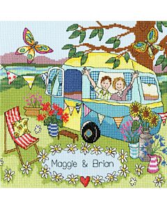 Borduurpakket Bothy Threads  onze  caravan XJR36