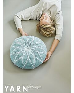 Scheepjes Dandelion Clock kussen haken van Colour Crafter en Panda uit Yarn 11 Aqua