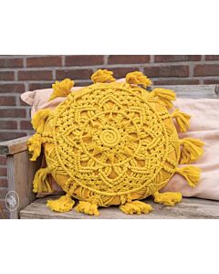 Durable Rope Solstice macramé kussen gratis patroon.