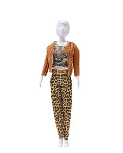 Zelf Barbiekleren naaien wordt kinderspel met de DressYourDoll collectie Kitty Tiger