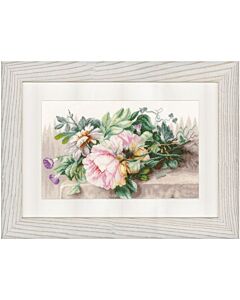 Borduurpakket  Stilleven pioenrozen en ochtendglorie - Still life with peonies and morning  