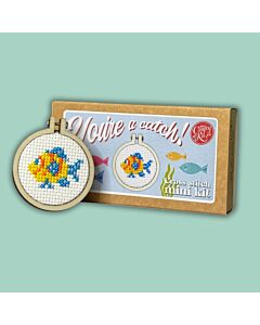Crafty Mini Kit borduurpakket matchbox visje incl. kleine borduurring & sleutelhangertje