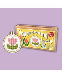 Crafty Mini Kit borduurpakket matchbox tulp MB-060 incl. kleine borduurring & sleutelhangertje