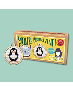 Crafty Mini Kit borduurpakket matchbox pinguïn incl. kleine borduurring & sleutelhangertje
