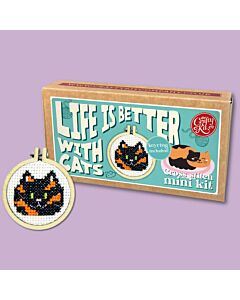 Crafty Mini Kit borduurpakket matchbox zwarte kat, oranje gestreept MB-203 incl. kleine borduurring & sleutelhangertje