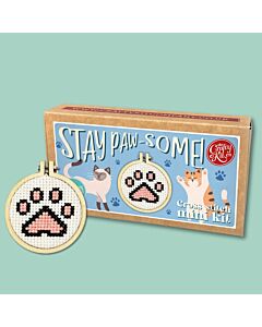 Crafty Mini Kit borduurpakket matchbox katten poot MB-207 incl. kleine borduurring & sleutelhangertje
