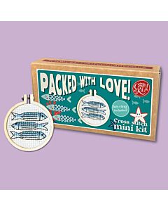 Crafty Mini Kit borduurpakket matchbox visjes MB-222 incl. kleine borduurring & sleutelhangertje