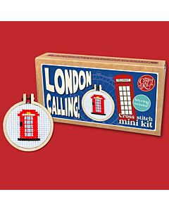 Crafty Mini Kit borduurpakket matchbox rode telefooncel MB-230 incl. kleine borduurring & sleutelhangertje