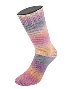 Meilenweit Color Mix Soft kleur 8067 (paars mix) is een sokkenwol serie van Lana Grossa. 