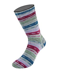 Lana Grossa Meilenweit Seta Lampone kl.3441 is een 4-draadse sokkenwol in 100gram bolletjes. Met 1 bol brei je een paar sokken tot maat 45.