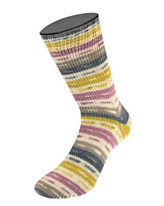 Lana Grossa Meilenweit Seta Lampone kl.3441 is een 4-draadse sokkenwol in 100gram bolletjes. Met 1 bol brei je een paar sokken tot maat 45.