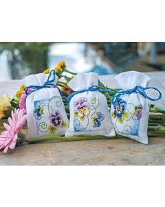 Vervaco borduurpakket kruidenzakjes 3 st. viooltjes PN-0145811 telpatroon