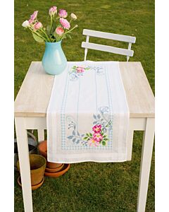 Borduurpakket voorbedrukte loper  roze bloemenpracht vervaco pn-0146939