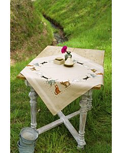 Voorbedrukt tafelkleed speelse katten met ingeweven boord om te borduren.pn-0148520