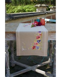 Borduurpakket voorbedrukte loper viooltjes om te borduren van Vervaco pn-0167818