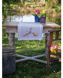 Borduurpakket tafelloper Streepjes katten van Vervaco PN-0195218 voorbedrukt