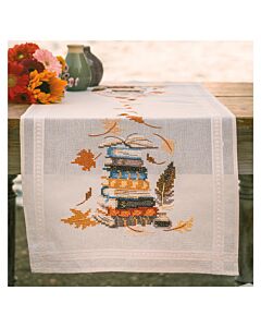 Vervaco borduurpakket tafelloper boeken en herfstbladeren PN-0201757 voorbedrukt