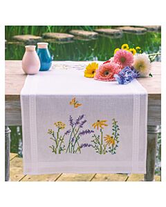 Vervaco tafelloper borduren lavendel PN-0202034 voorbedrukt, dit borduurpakket is ook verkrijgbaar in een tafelkleed.