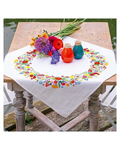 Vervaco borduurpakket tafelkleed kleurrijke wereld PN-0216915 voorbedrukt