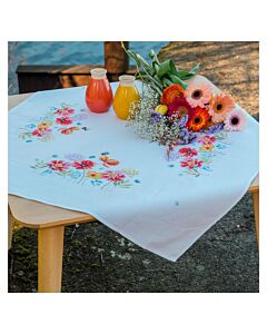 Vervaco borduurpakket tafelkleed pastel bloemen PN-0222421 voorbedrukt
