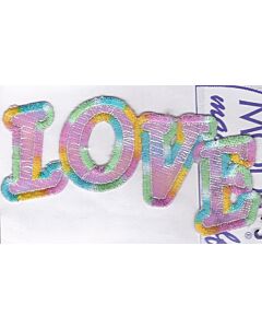 LOVE met glitter gloed in roze tinten applicatie.