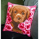 Borduurpakket kruissteekkussen puppy tussen rozen Vervaco pn-0163769
