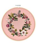 Rico Design borduurpakket kerstrozenkrans 100193 voorbedrukt incl. borduurring