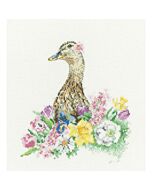 Heritage Crafts borduurpakket eend tussen de bloemen 1902A telpatroon
