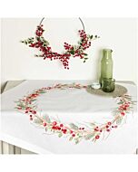 Rico Design borduurpakket tafelkleedje bessenkrans voorbedrukt spansteek 31231.52.21