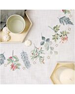 Voorbedrukt tafelkleed kerst groen met bloemen Rico Design 31253.52.21 borduren  