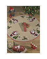 Borduurpakket kerstkleed kerstman met vogels Permin 45-0228