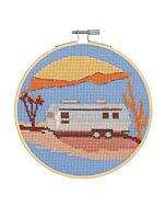 DMC borduurpakket Amerikaanse Caravan telpatroon incl. borduurring. Live the American dream!