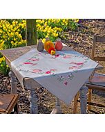 Borduurpakket tafelkleed paaskonijnen in tulpentuin van Vervaco PN-0190811