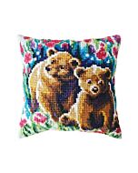 CDA borduurkussenpakket Beren tussen de bloemen 5478 voorbedrukt