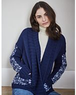 Lana Grossa vest met ingebreid patroon van Setasuri Big & Cool Merino Big (LB13, M25)