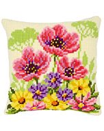 Borduurpakket  kussen  bloemenveld met klaprozen